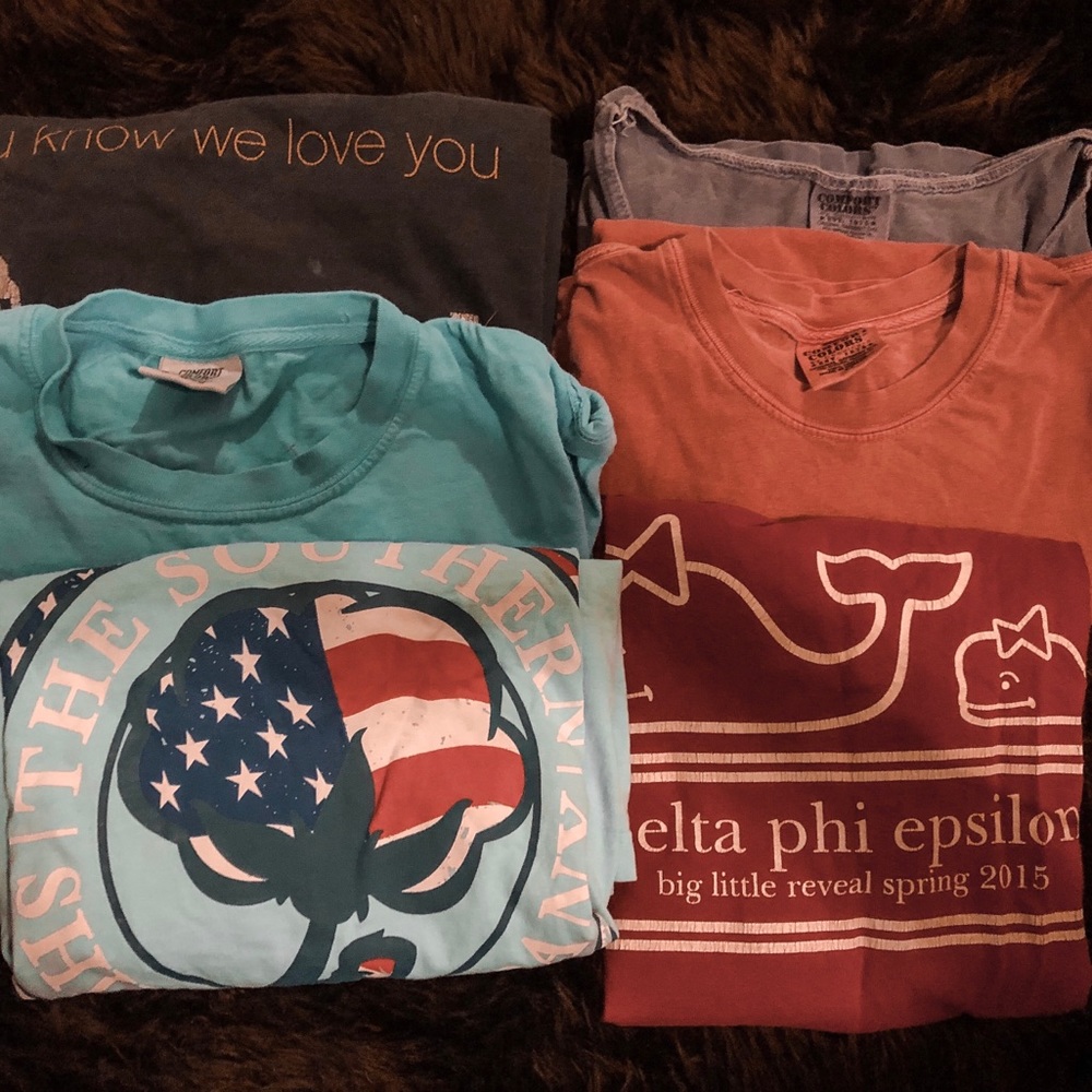 ✨Bundle of Fun Tees✨